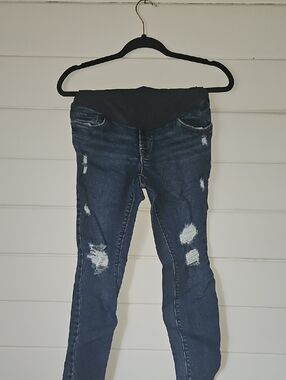 Old Navy Dark Wash Rockstar Super Skinny Distressed Maternity Jeans (2/4 short)